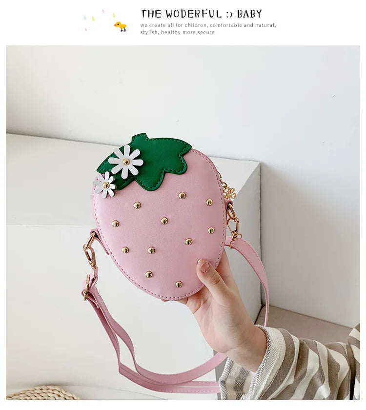 Lovely Children's Strawberry Crossbody Bags Cute Baby Accessories Mini Shoulder Bag Fashion PU Leather Girls Rivet Coin Purse
