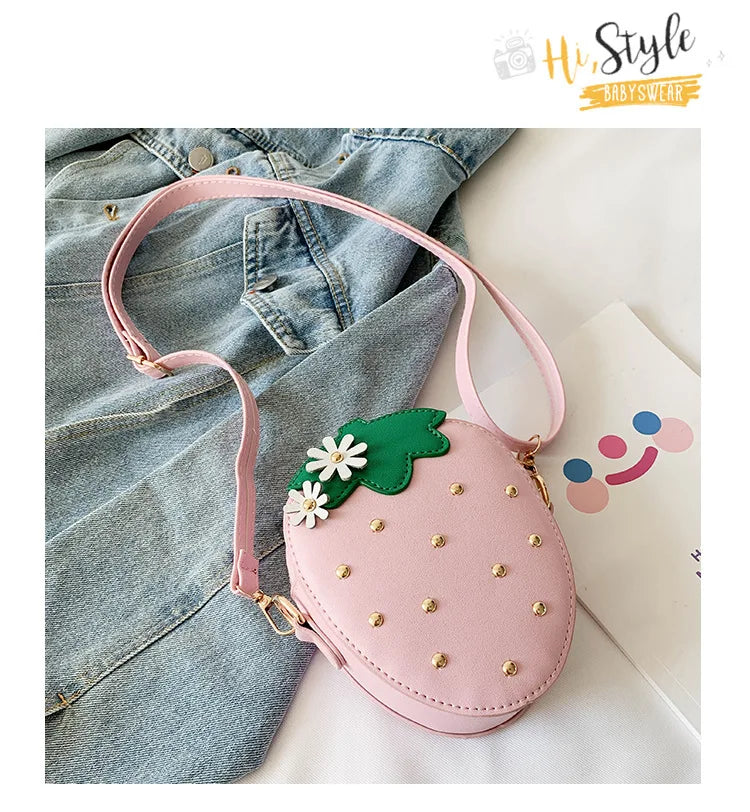 Lovely Children's Strawberry Crossbody Bags Cute Baby Accessories Mini Shoulder Bag Fashion PU Leather Girls Rivet Coin Purse