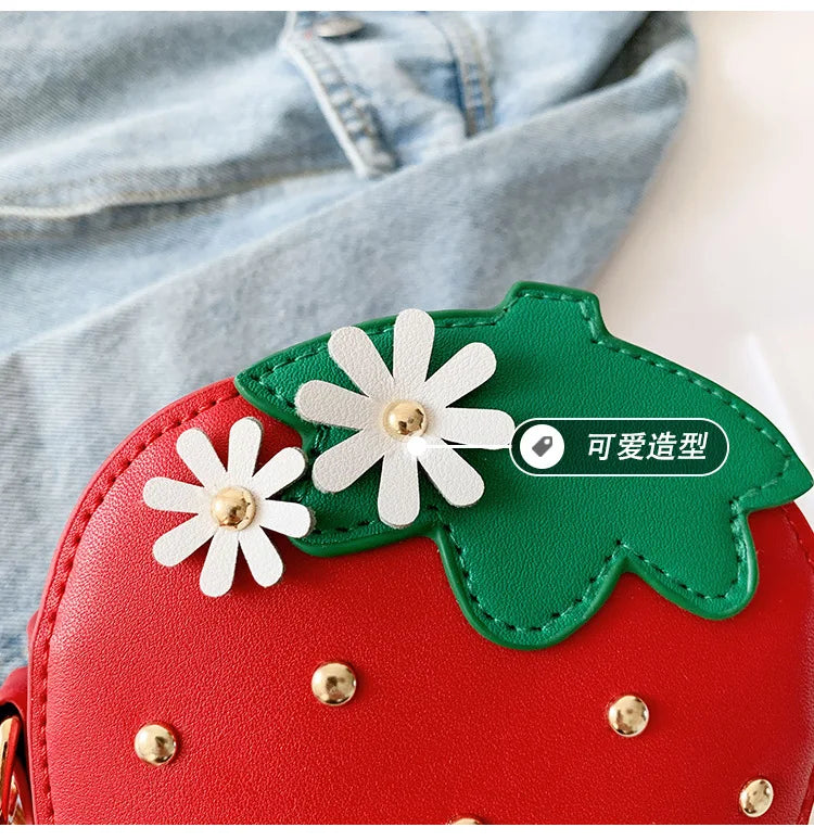 Lovely Children's Strawberry Crossbody Bags Cute Baby Accessories Mini Shoulder Bag Fashion PU Leather Girls Rivet Coin Purse