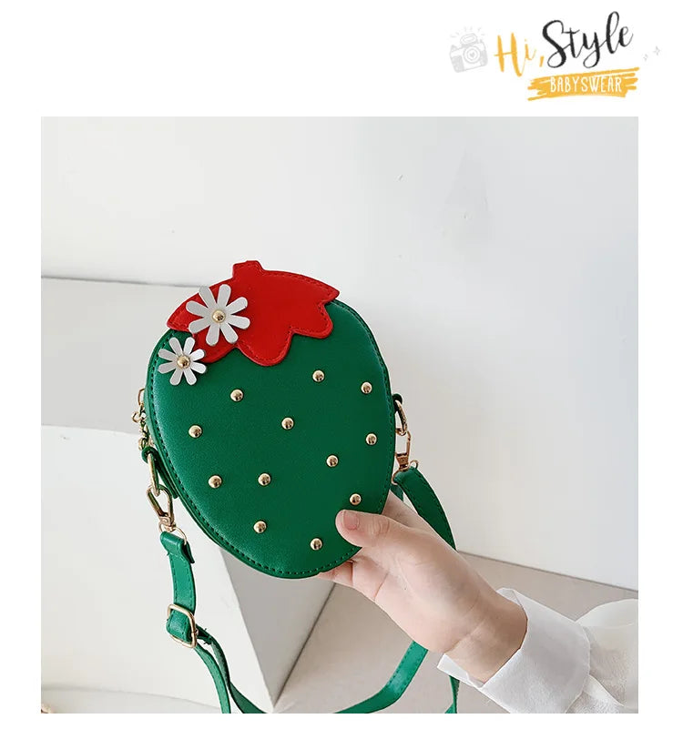 Lovely Children's Strawberry Crossbody Bags Cute Baby Accessories Mini Shoulder Bag Fashion PU Leather Girls Rivet Coin Purse
