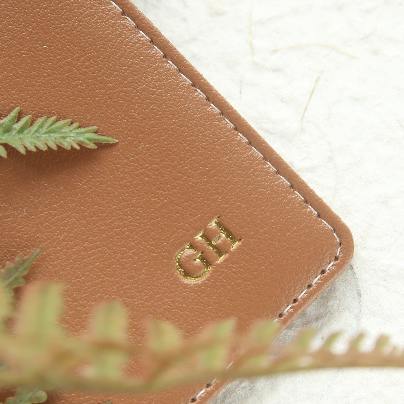 2PCS Custom Name Passport Holder & Luggage Tag Set Customized Gold Monogram Name Faux Leather Passport Cover with a Luggage Tag