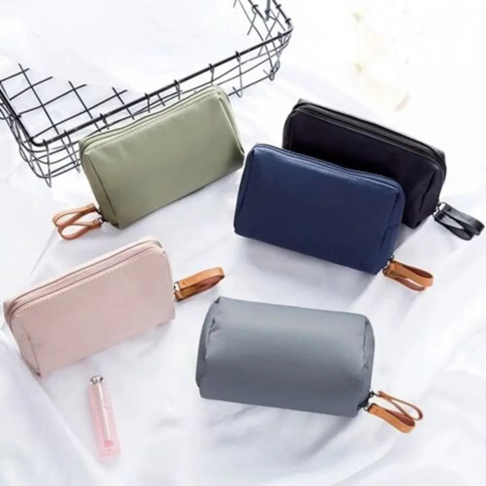 Portable Waterproof Women Makeup Bag Cosmetic Bag Coin Pouch Storage Bag Mini Lipstick Bag Small Bag Toiletry Bag Organizer Case