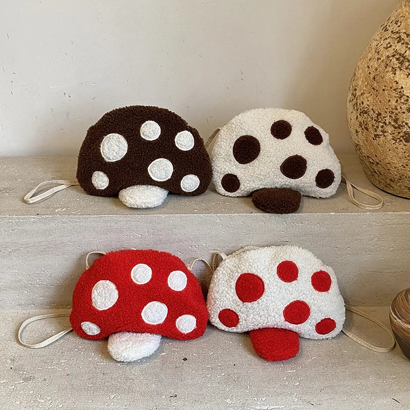 Cartoon Mushroom Girls Plush Shoulder Bags Cute Baby Kids Faux Lamb Wool Crossbody Bag Winter Boys Soft Handbags Coin Purse