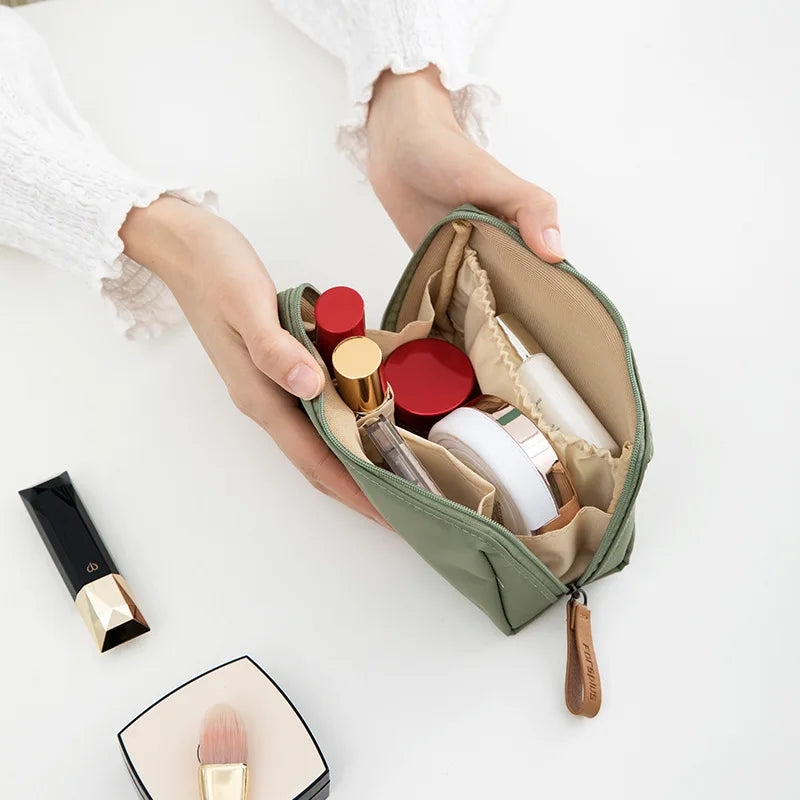 Portable Waterproof Women Makeup Bag Cosmetic Bag Coin Pouch Storage Bag Mini Lipstick Bag Small Bag Toiletry Bag Organizer Case