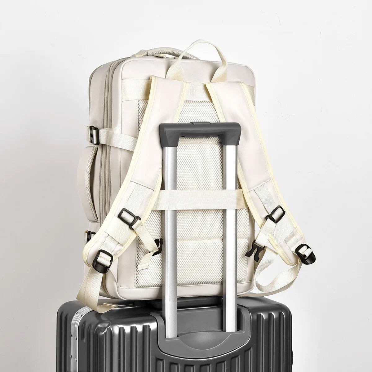 Geestock Airplane Cabin Bags 45x30x20 Travel Backpack For Men Women Waterproof Hand Luggage Laptop Backpacks Carry On Backpack