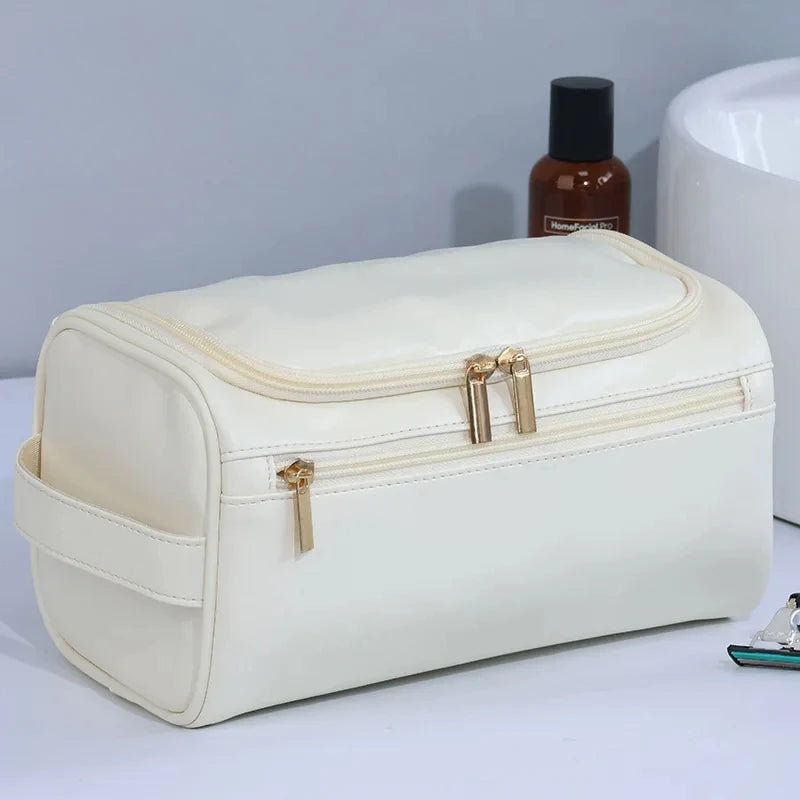 Men's Vintage Toiletry Bag - Luxury Travel Cosmetic Case Hanging Wash Bag for Business Trips Male Makeup Organizer Storage Pouch