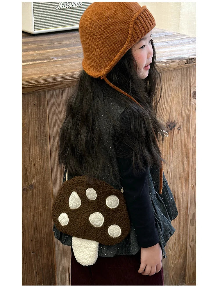 Cartoon Mushroom Girls Plush Shoulder Bags Cute Baby Kids Faux Lamb Wool Crossbody Bag Winter Boys Soft Handbags Coin Purse