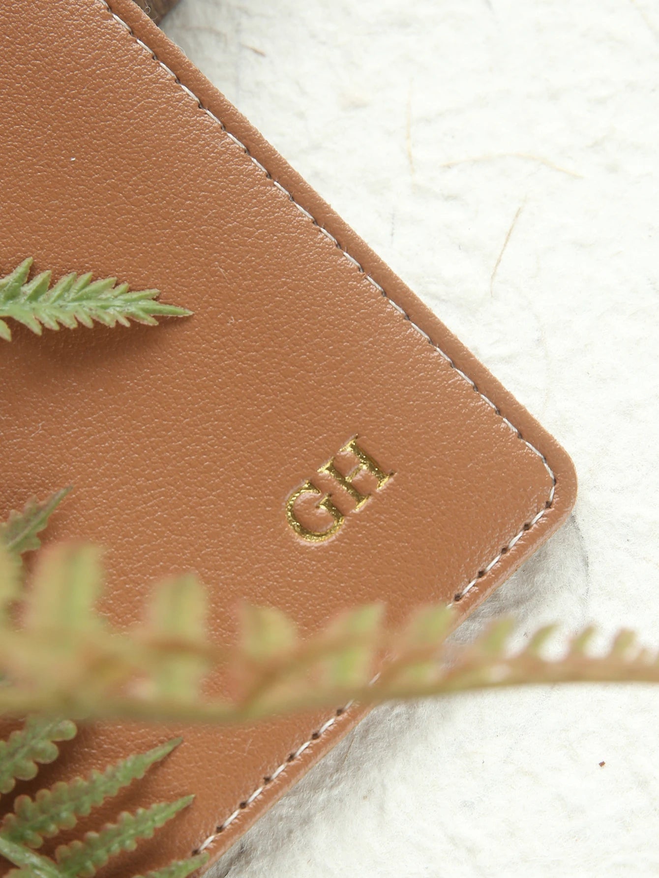 2PCS Custom Name Passport Holder & Luggage Tag Set Customized Gold Monogram Name Faux Leather Passport Cover with a Luggage Tag
