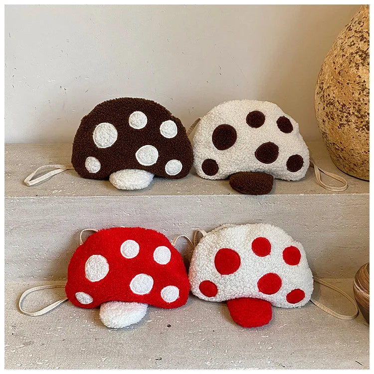 Cartoon Mushroom Girls Plush Shoulder Bags Cute Baby Kids Faux Lamb Wool Crossbody Bag Winter Boys Soft Handbags Coin Purse