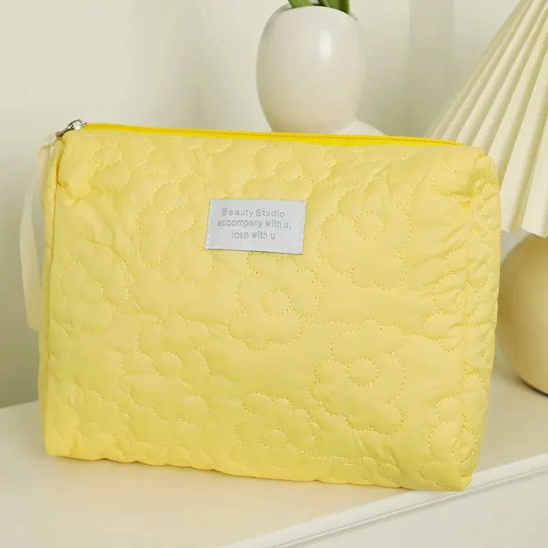 Embroidery Large-Capacity Cosmetic Bag Waterproof Portable Storage Bag Travel Makeup Pouch