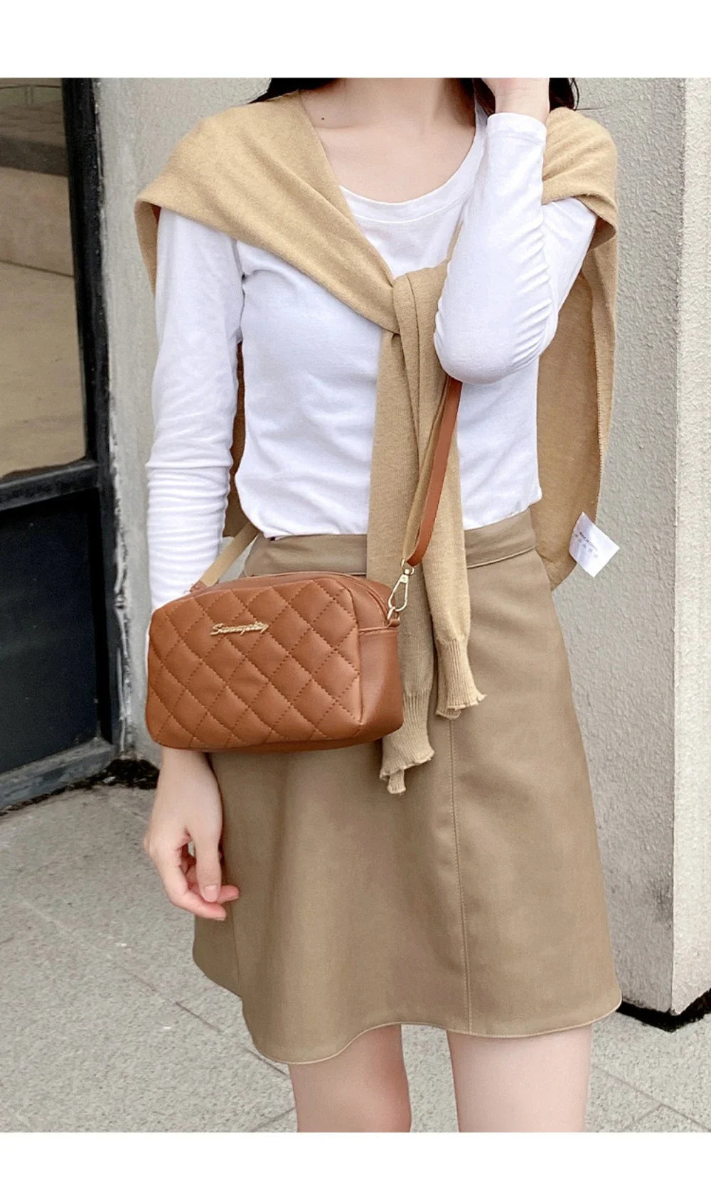 2025 tassel women's small crossbody bag trend diamond grid embroidery camera women's shoulder bag fashion chain crossbody bag